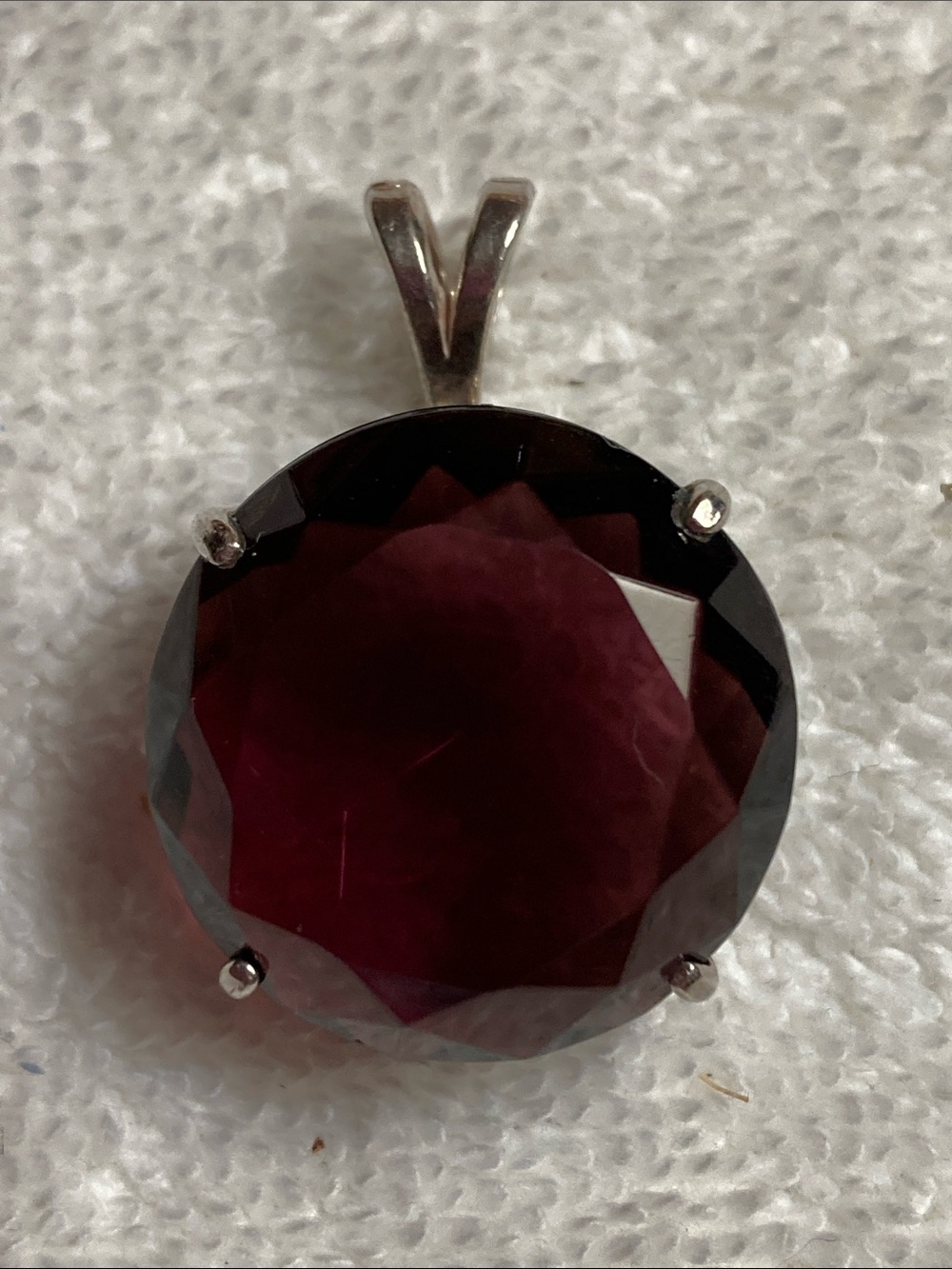 Deep Purple Faceted Crystal Pendant Necklace in Silver Tone